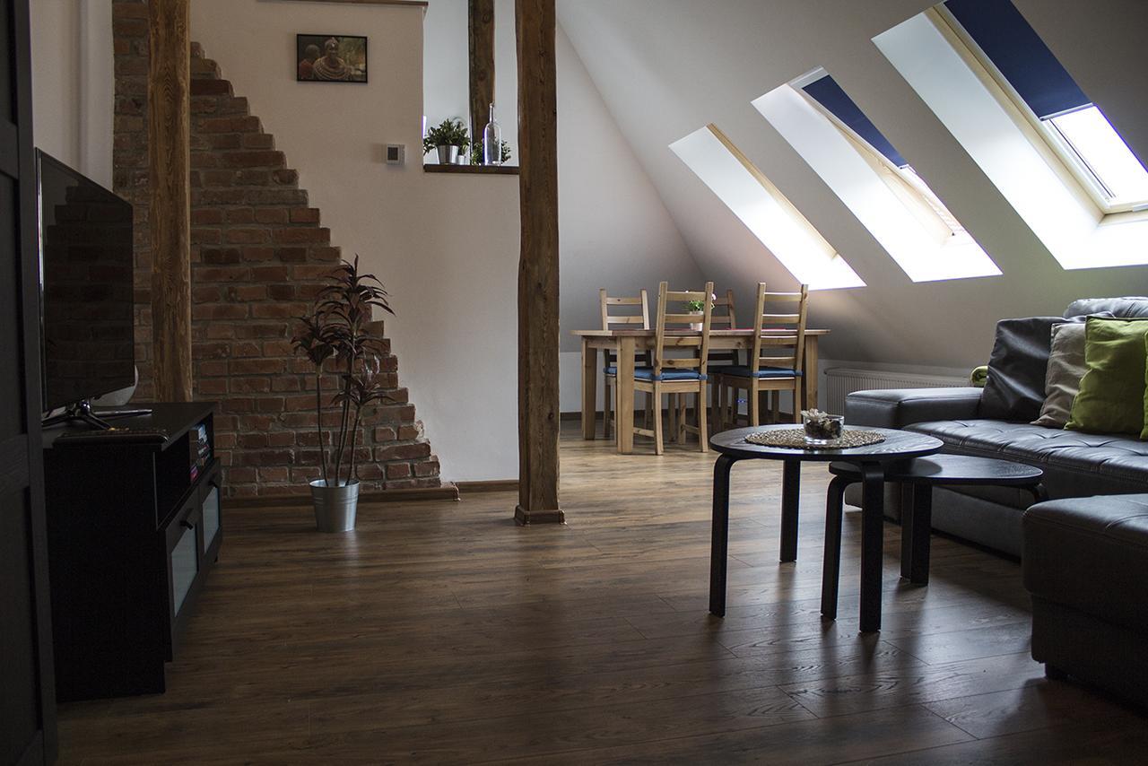 Apartament Przy Rynku Ополе Экстерьер фото